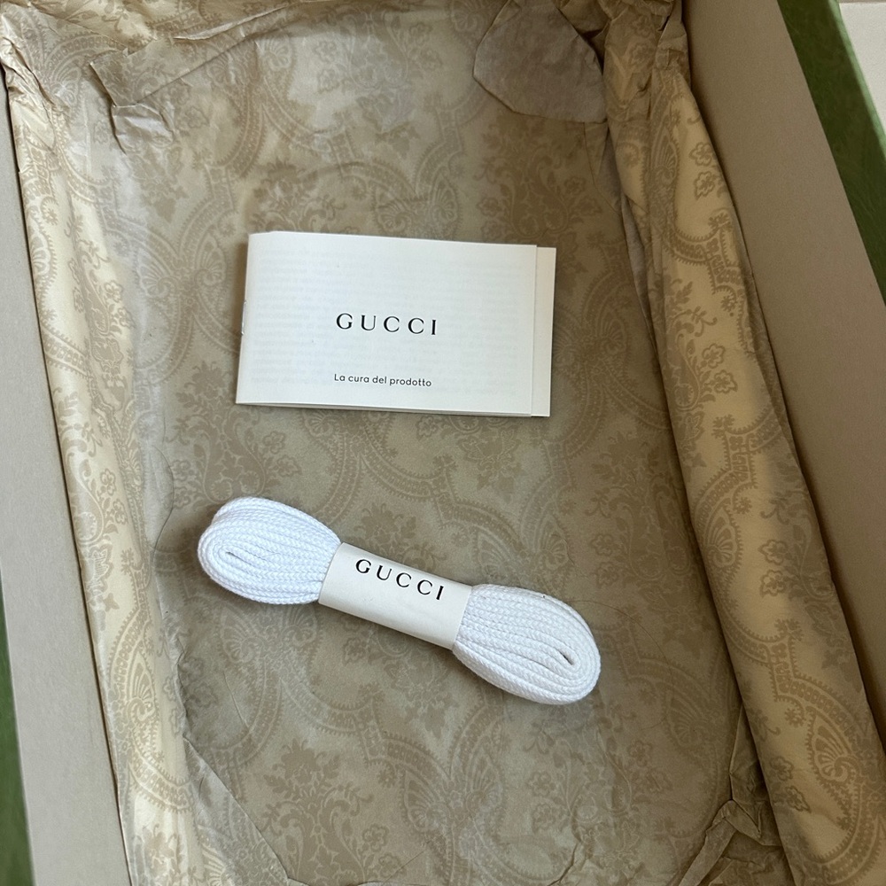 Like new gucci ace women’s sneaker! - Picture 8 of 8